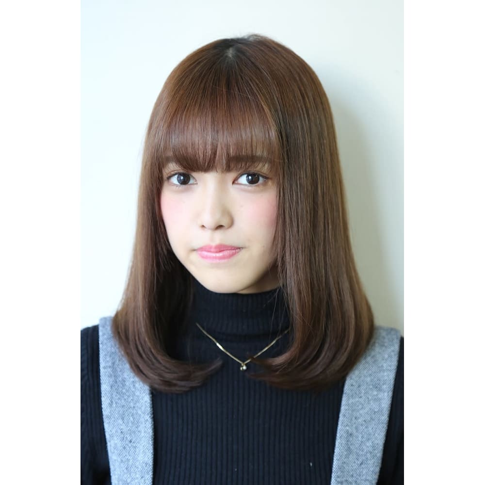 前髪長めのツヤボブ Endoa エンドア のヘアスタイル 美容院 美容室を予約するなら楽天ビューティ