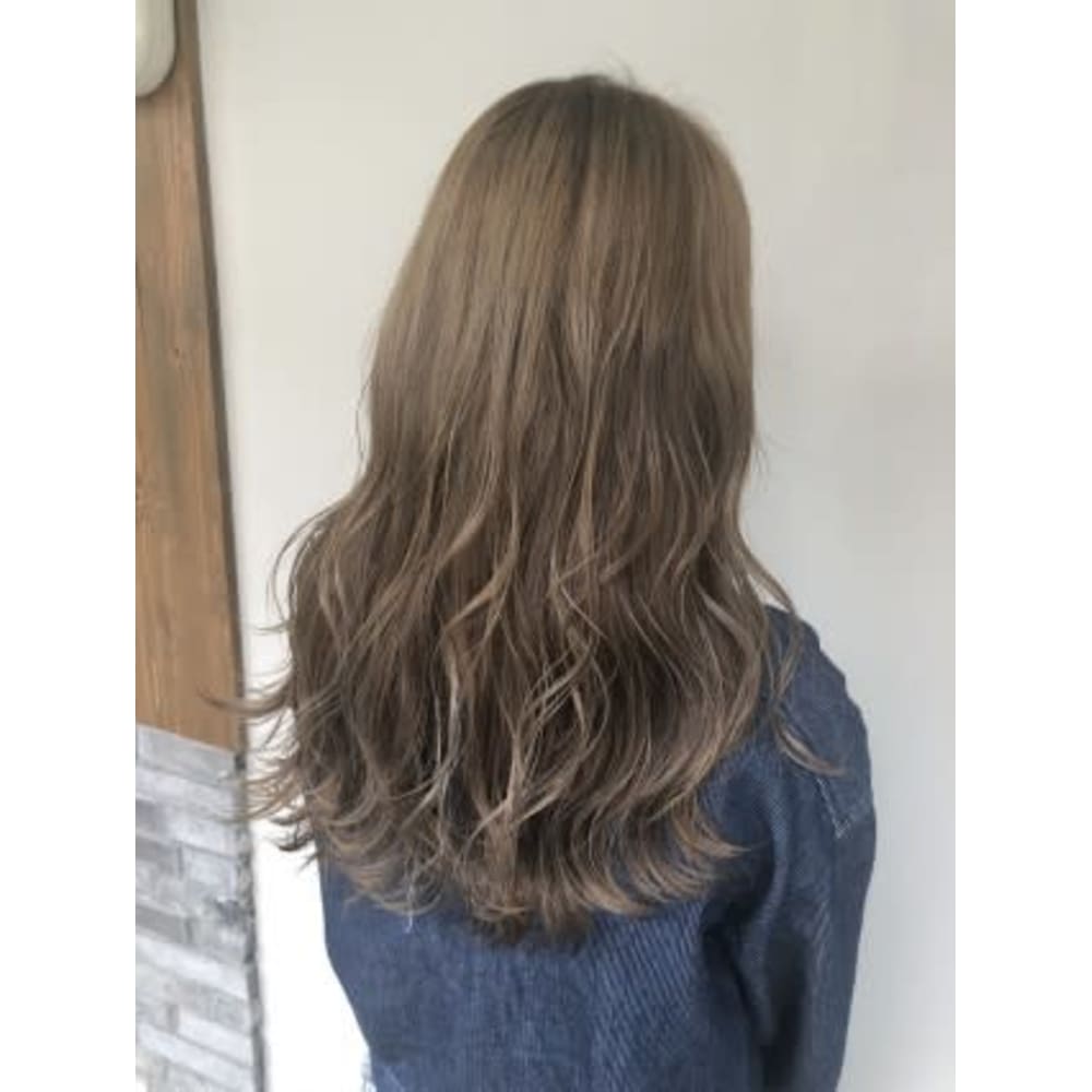 赤みなし ミルクティーベージュ G Grow ジーグロウ のヘアスタイル 美容院 美容室を予約するなら楽天ビューティ 赤みなし ミルクティーベージュ G Grow ジーグロウ のヘアスタイル 美容院 美容室を予約するなら楽天ビューティ