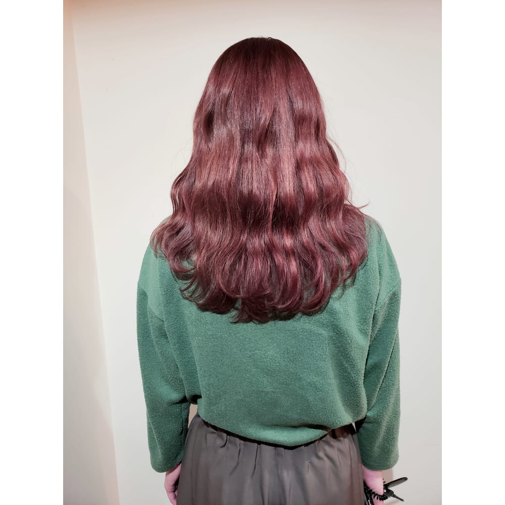 Colo 丹澤智子 モテ色チェリーブラウン Colo コロ のヘアスタイル 美容院 美容室を予約するなら楽天ビューティ