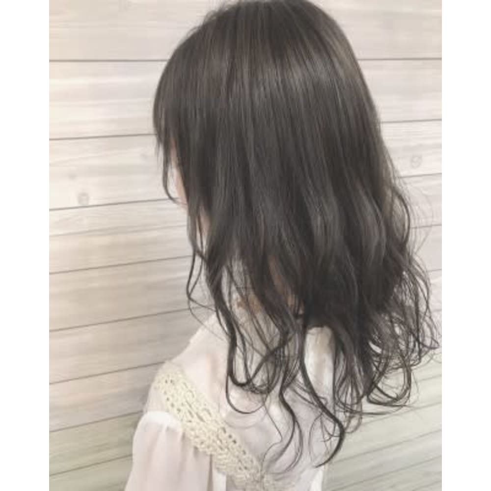 ダークグレーアッシュ Crea渋沢 クレアシブサワ のヘアスタイル 美容院 美容室を予約するなら楽天ビューティ