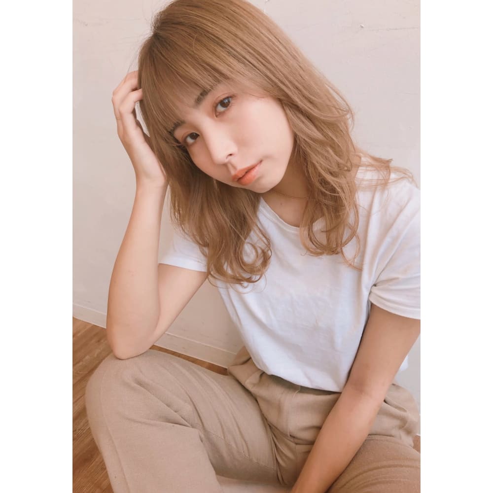 ウルフレイヤー ワンカールパーマ Y ４９３ Alice By Afloat アリスバイアフロート のヘアスタイル 美容院 美容室を予約するなら楽天ビューティ