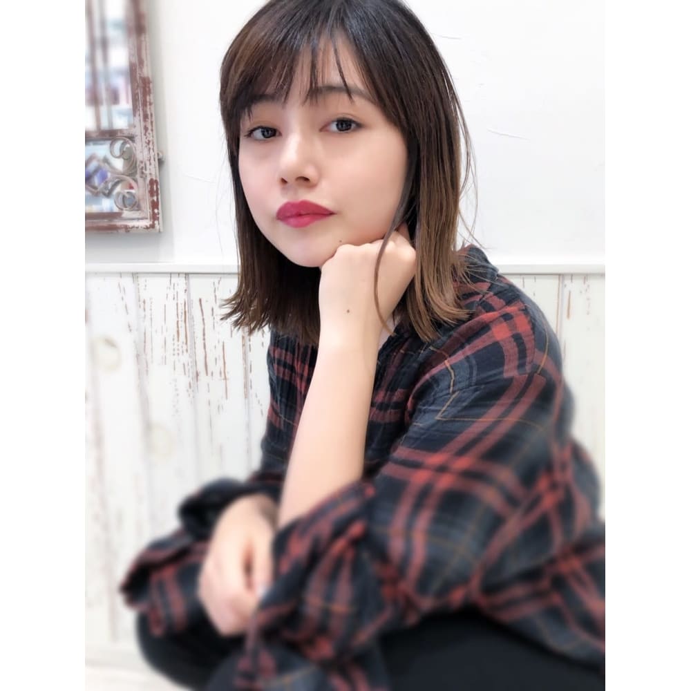 ゆるく揺れるセミディボブ Beck ベック のヘアスタイル 美容院 美容室を予約するなら楽天ビューティ