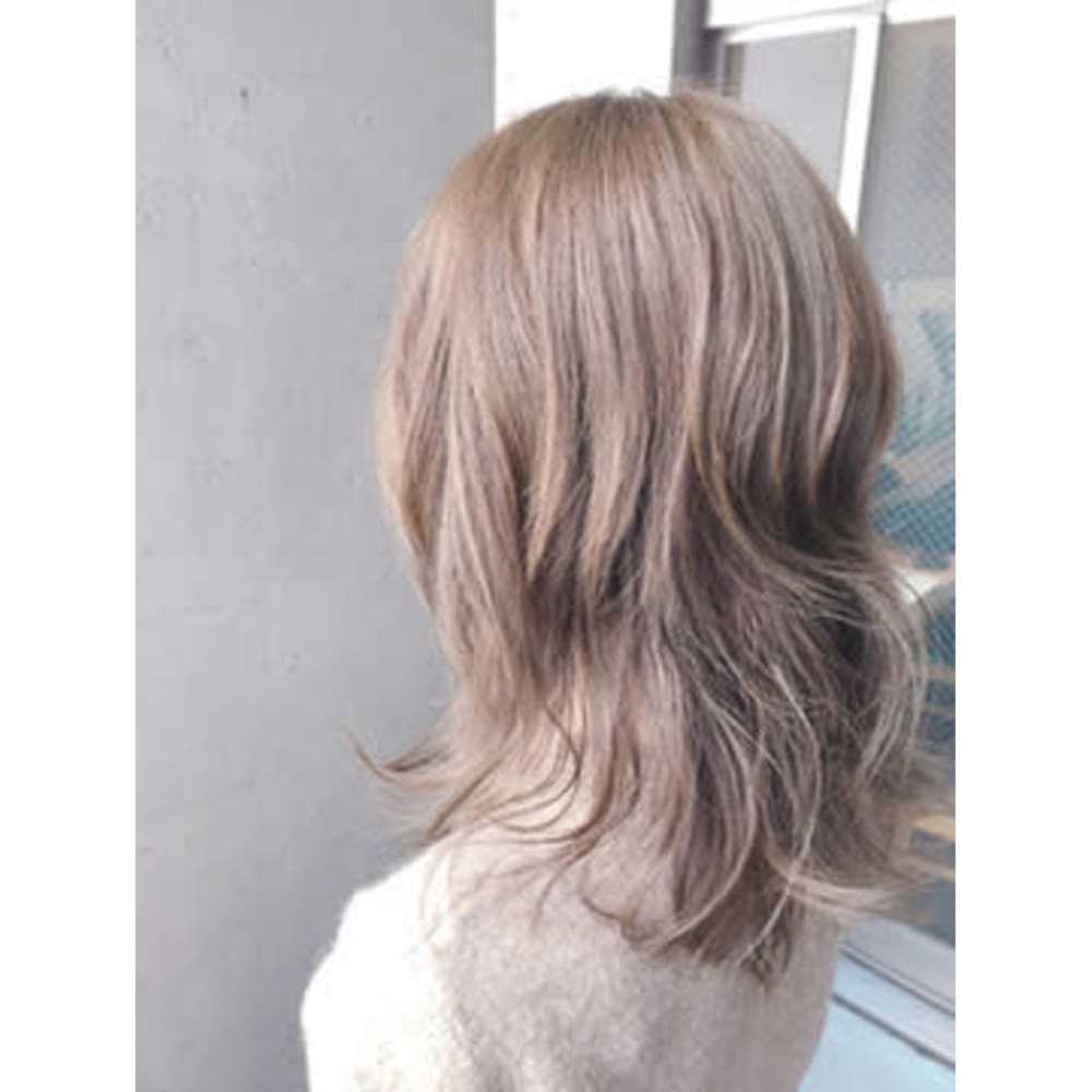 シナモンベージュ Hair Salon M Fe S 池袋 ヘアサロンエムフィスイケブクロ のヘアスタイル 美容院 美容室を予約するなら楽天ビューティ