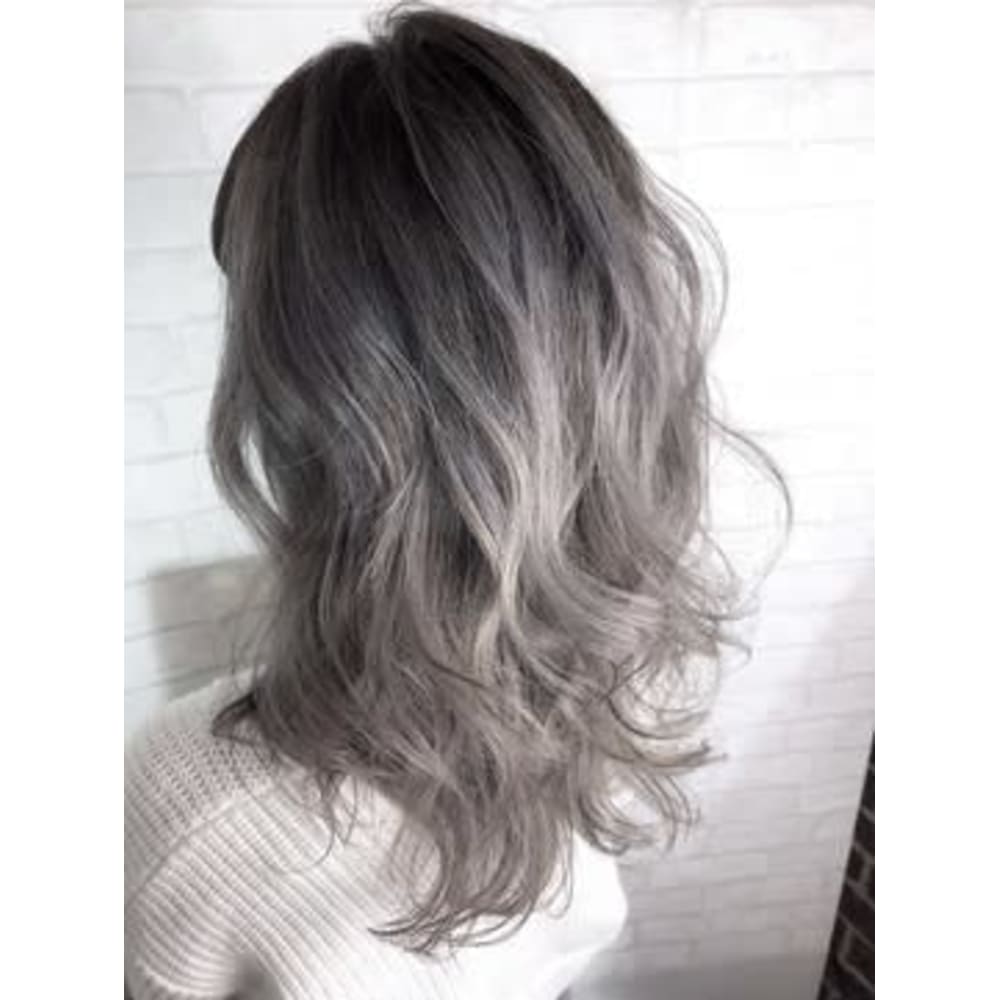 プラチナシルバー Hair Salon M Fe S 池袋 ヘアサロンエムフィスイケブクロ のヘアスタイル 美容院 美容室を予約するなら楽天ビューティ プラチナシルバー Hair Salon M Fe S 池袋 ヘアサロンエムフィスイケブクロ のヘアスタイル 美容院 美容室を予約するなら楽天ビューティ