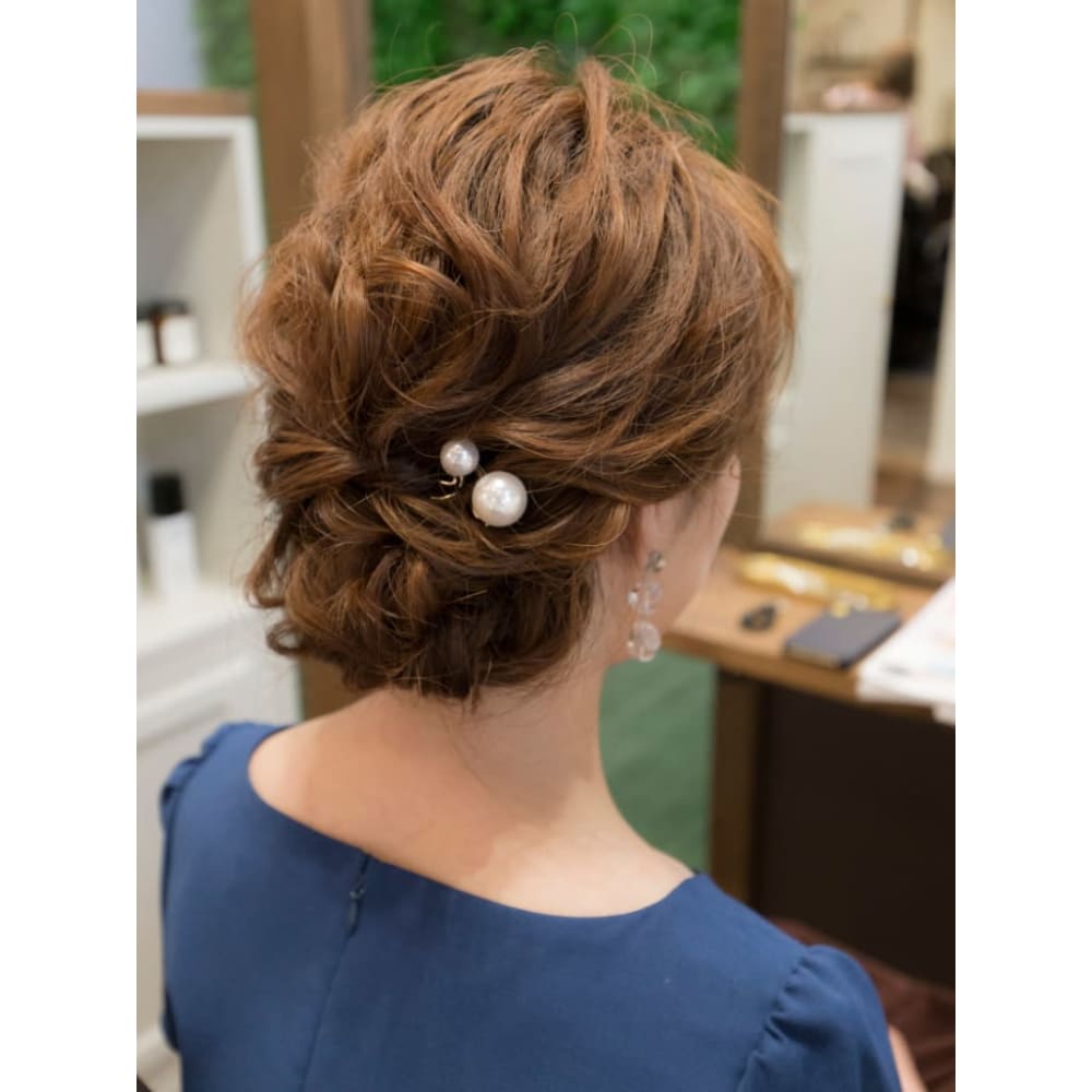ふんわりアップスタイル Stella Premium Hair ステラ プレミアムヘアー のヘアスタイル 美容院 美容室を予約するなら楽天ビューティ