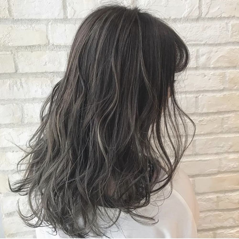Lee Aimer南堀江 クラシカルグレージュ Lee Aimer 南堀江 リー エメ ミナミホリエ のヘアスタイル 美容院 美容室を予約するなら楽天ビューティ
