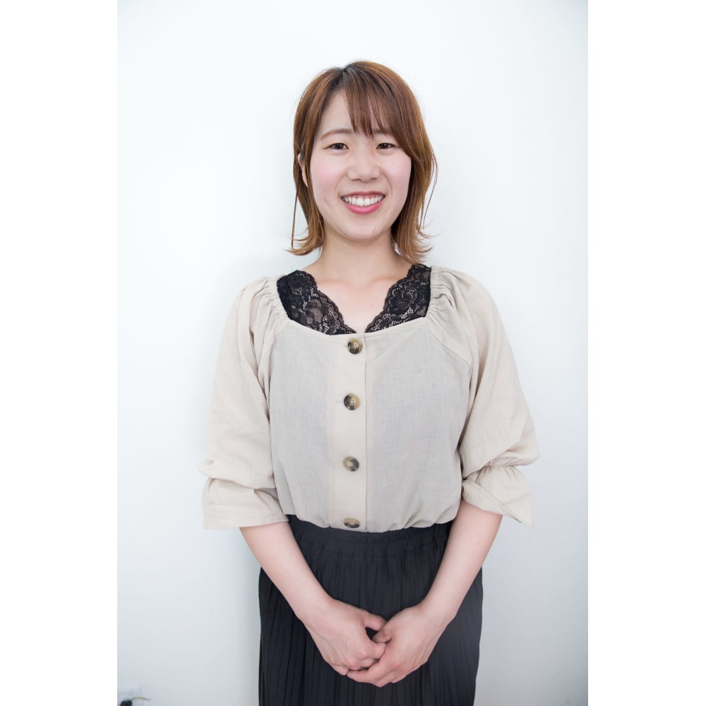 岡本 真実 Well S Grande 奈良店 ウェルズグランデナラテン のスタッフ 美容院 美容室を予約するなら楽天ビューティ