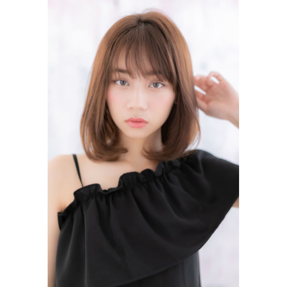 シースルーバングで透け感を出したワンカールストレート Miq 赤羽店 ミック のヘアスタイル 美容院 美容室を予約するなら楽天ビューティ