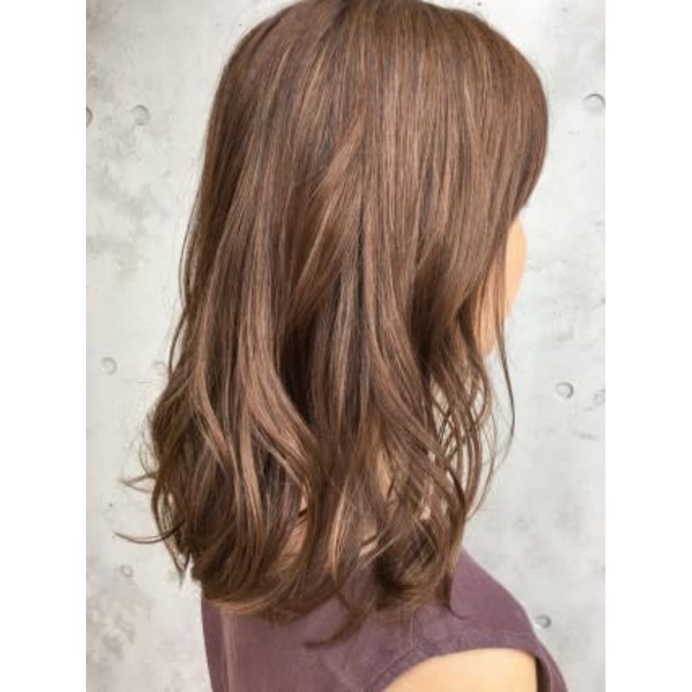 ナチュラルベージュカラー Crop Es茅ヶ崎 クロップエスチガサキ のヘアスタイル 美容院 美容室を予約するなら楽天ビューティ