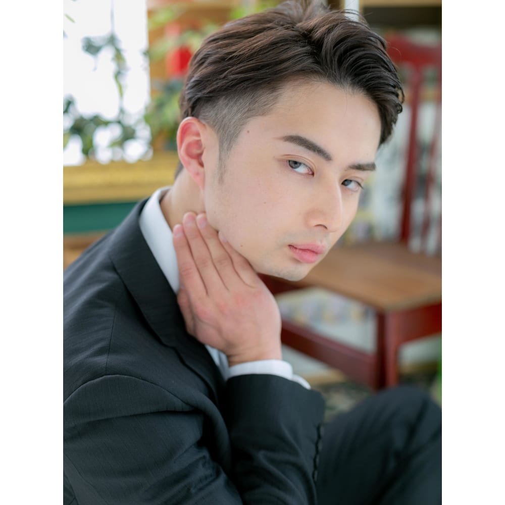 刈り上げ ツーブロックでビジカジstyle ヘアアレンジ Cover Hair Bliss 大宮西口店 カバーヘアブリス オオミヤニシグチテン のヘアスタイル 美容院 美容室を予約するなら楽天ビューティ