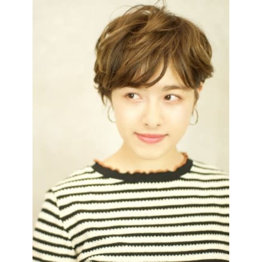 ワンサイドショートでスッキリ魅せる ショートヘア Bekku Hair Salon ベックヘアサロン のヘアスタイル 美容院 美容室を予約するなら楽天ビューティ