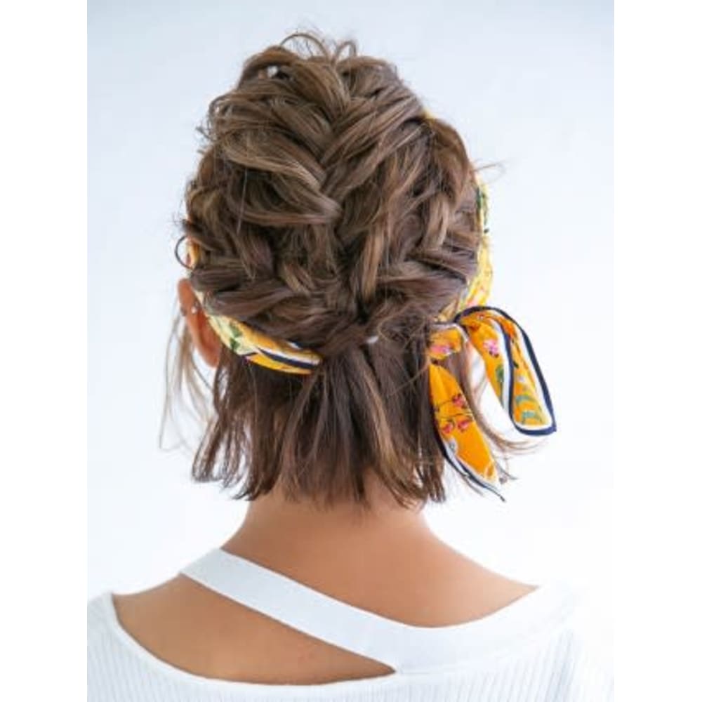 大人可愛いバンダナアレンジ Hair Make Earth 八潮店 ヘアメイクアースヤシオテン のヘアスタイル 美容院 美容室を予約するなら楽天ビューティ