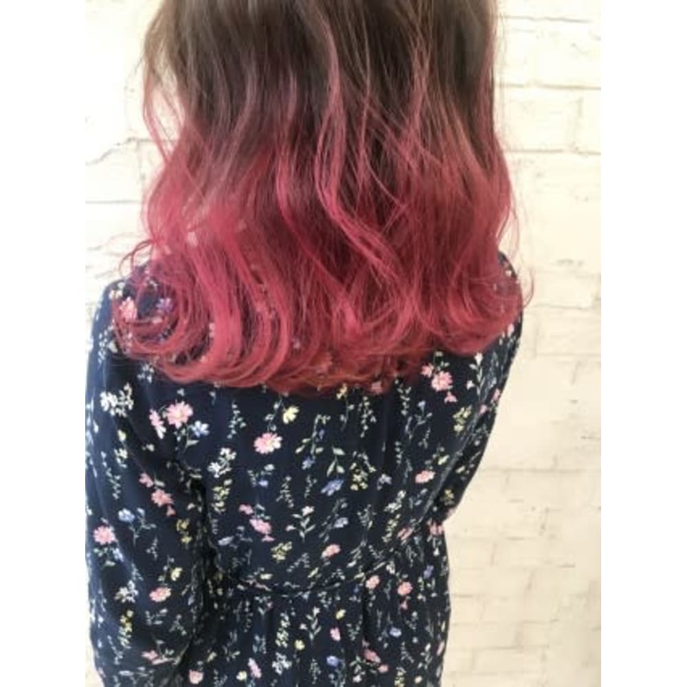 グラデーションカラー ピンクヘア 派手髪 池袋 4035 Prize 池袋西口店 プライズ のヘアスタイル 美容院 美容室を予約するなら楽天ビューティ グラデーションカラー ピンクヘア 派手髪 池袋 4035 Prize 池袋西口店 プライズ のヘアスタイル 美容院 美容室を予約するなら楽天ビューティ