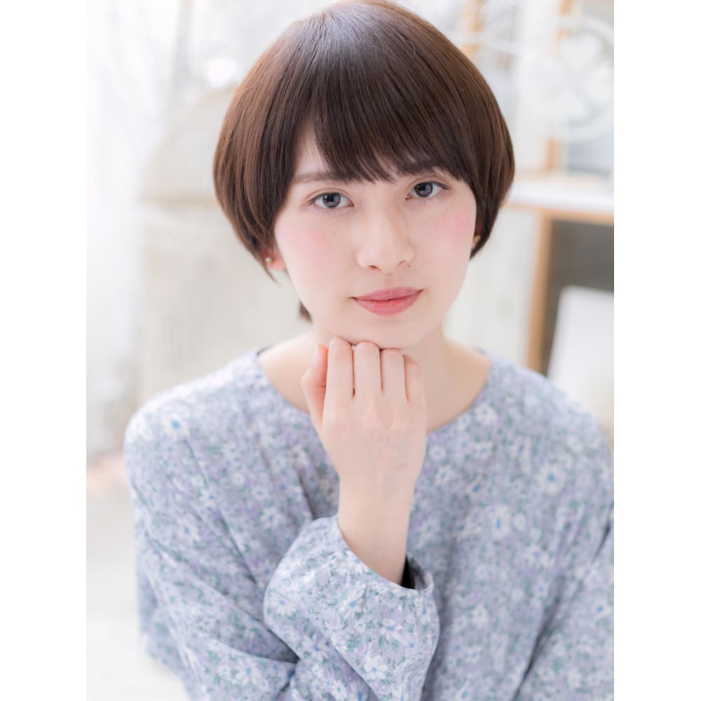 アシンメトリー 斜めバングのナチュラルボブ 似合わせカット Mod S Hair 越谷 モッズヘア 越谷西口店 モッズヘア コシガヤニシグチテン のヘアスタイル 美容院 美容室を予約するなら楽天ビューティ