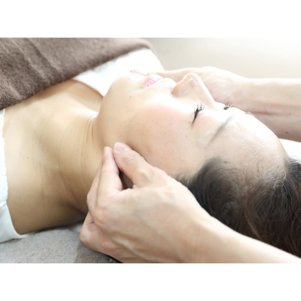 小顔になりたい方に モンゴル式整体 心身バランス モンゴルシキセイタイ シンシンバランス のこだわり特集 リラク マッサージサロンを予約するなら楽天ビューティ