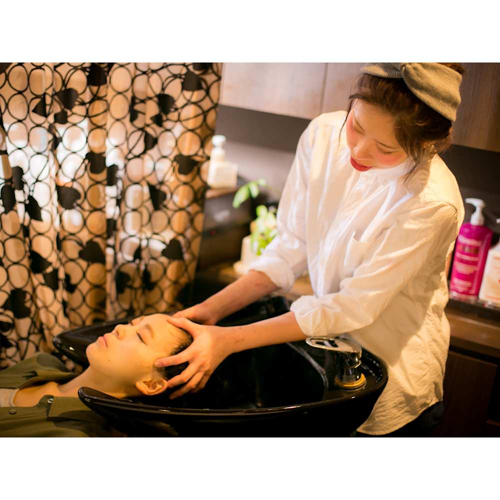 低温保湿だから髪に優しいパーマスタイルに ハンドドライでキマる大人可愛いヘアスタイルへ cover hair spa bliss 浦和西口店 カバーヘア アンド スパブリス ウラワニシグチテン のこだわり特集 美容院 美容室を予約するなら楽天ビューティ
