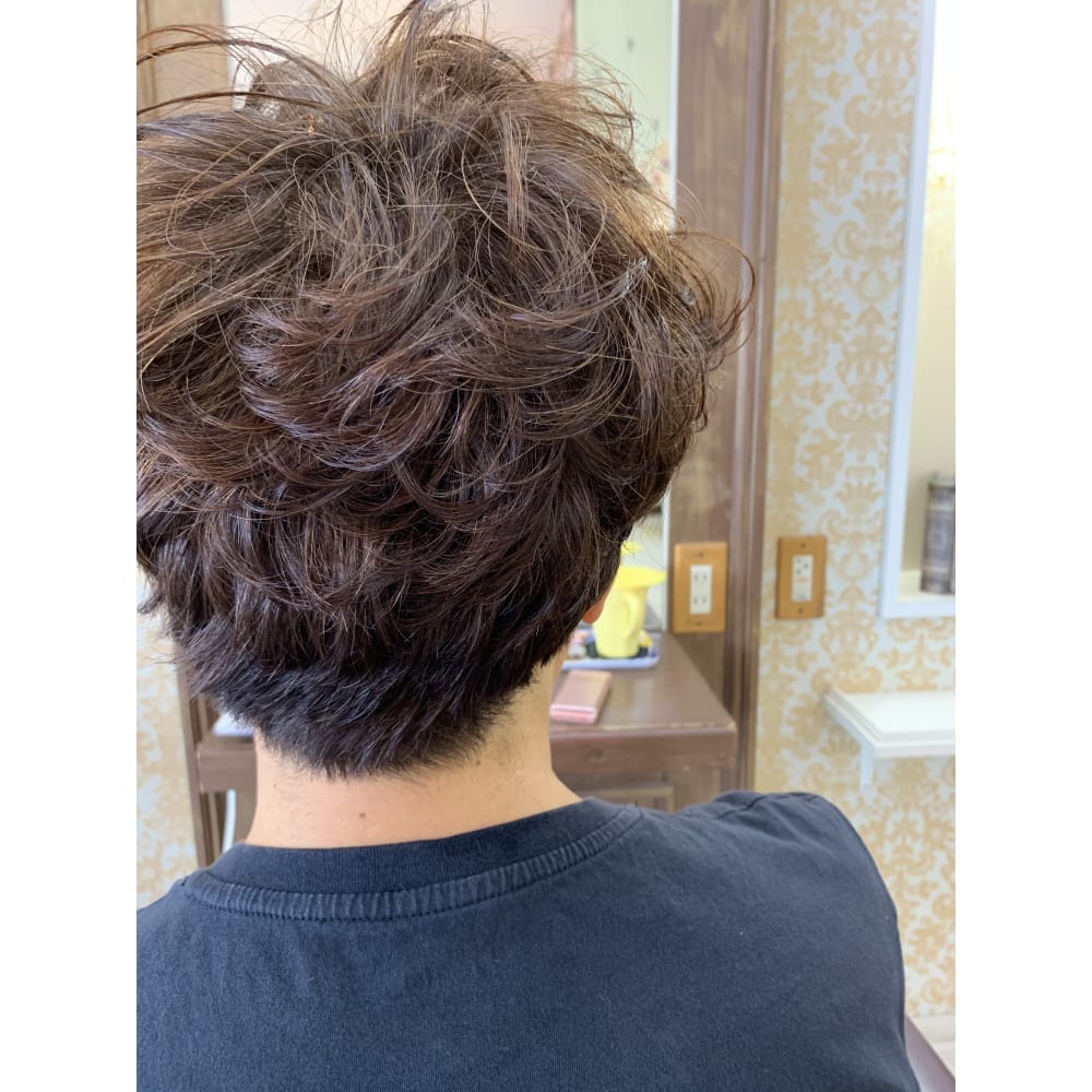 フワフワショートパーマ Hair And Make Gratiae ヘアアンドメイクグラチア のヘアスタイル 美容院 美容室を予約するなら楽天ビューティ