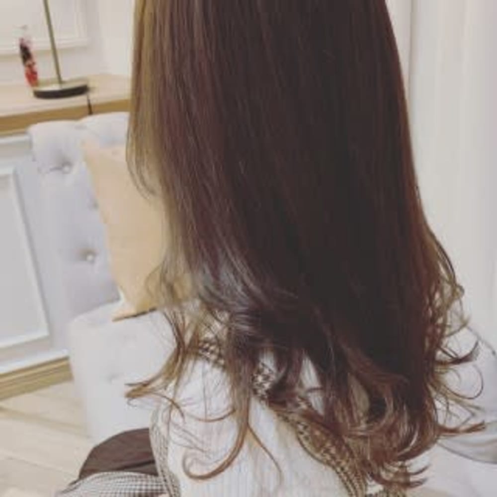 ナチュラル巻きロングヘアー Luana Hair Treatment ルアナヘアー ナチュラル巻きロングヘアー Luana Hair Treatment ルアナヘアー