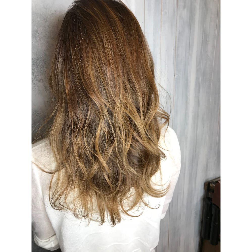 アッシュベージュグラデーション 担当 飯田 Hair Salon Attirer アティリー のヘアスタイル 美容院 美容室を予約するなら楽天ビューティ アッシュベージュグラデーション 担当 飯田 Hair Salon Attirer アティリー のヘアスタイル 美容院 美容室を予約するなら楽天ビューティ
