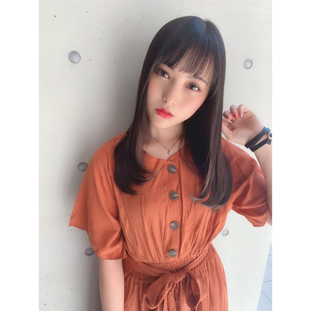 艶感をいかしてナチュラルヘア Loana Roppongi ロアナロッポンギ のヘアスタイル 美容院 美容室を予約するなら楽天ビューティ