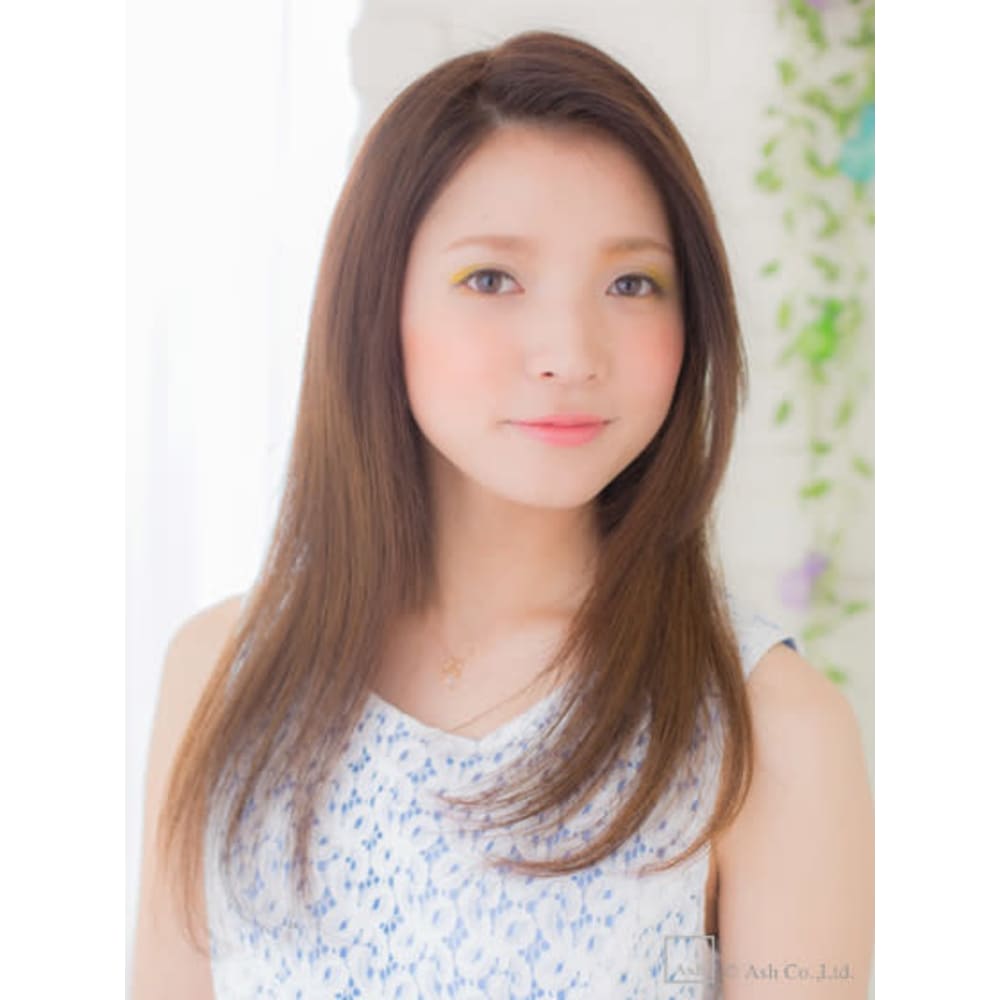 ナチュラルに揺れるやわらかストレートヘアーに Ash 北千住店 アッシュ のこだわり特集 美容院 美容室を予約するなら楽天ビューティ