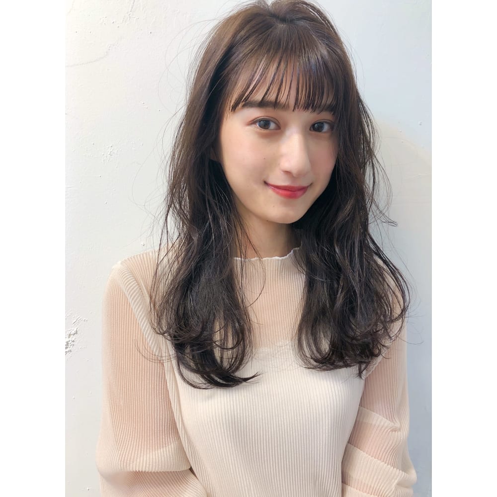 インナーレイヤー シースルーバング K 54 Alice By Afloat アリスバイアフロート のヘアスタイル 美容院 美容室を予約するなら楽天ビューティ