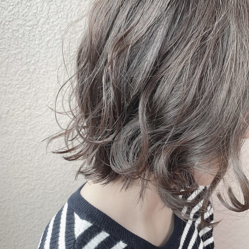 W ワット 新宿店 ブリーチなし 王道グレージュ W ワット ワット のヘアスタイル 美容院 美容室を予約するなら楽天ビューティ