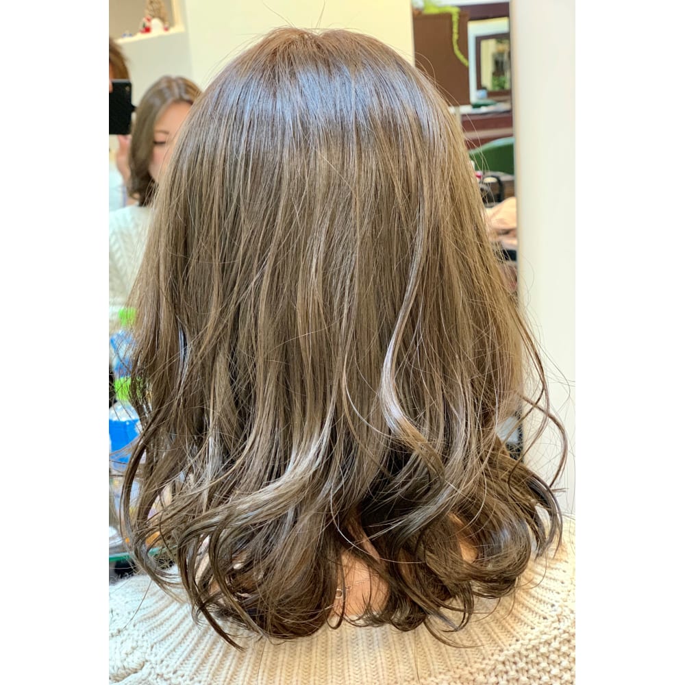 ふんわりセミデイ オリーブブラウン Rene 経堂店 ルネ キョウドウテン のヘアスタイル 美容院 美容室を予約するなら楽天ビューティ
