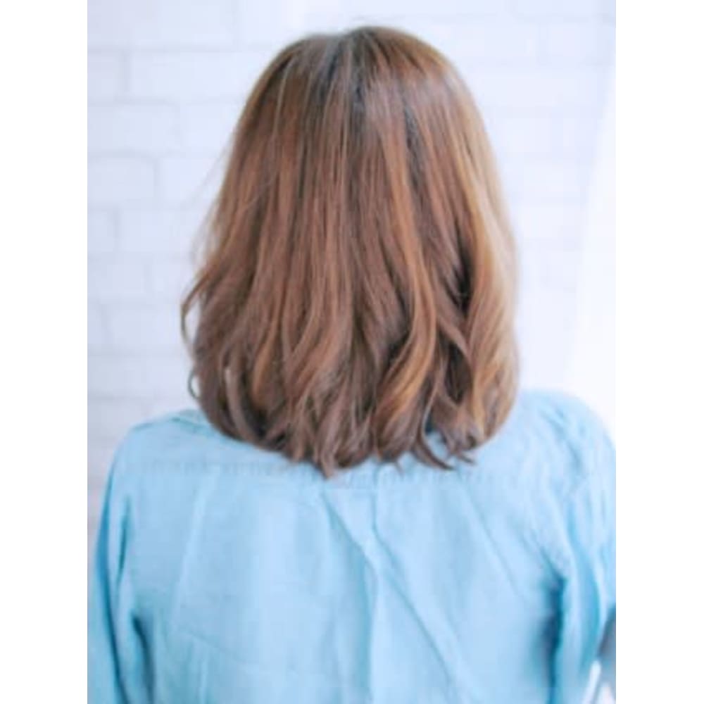 肩ラインのミックスカールボブスタイル Ulu 吉祥寺 ウル キチジョウジ のヘアスタイル 美容院 美容室を予約するなら楽天ビューティ