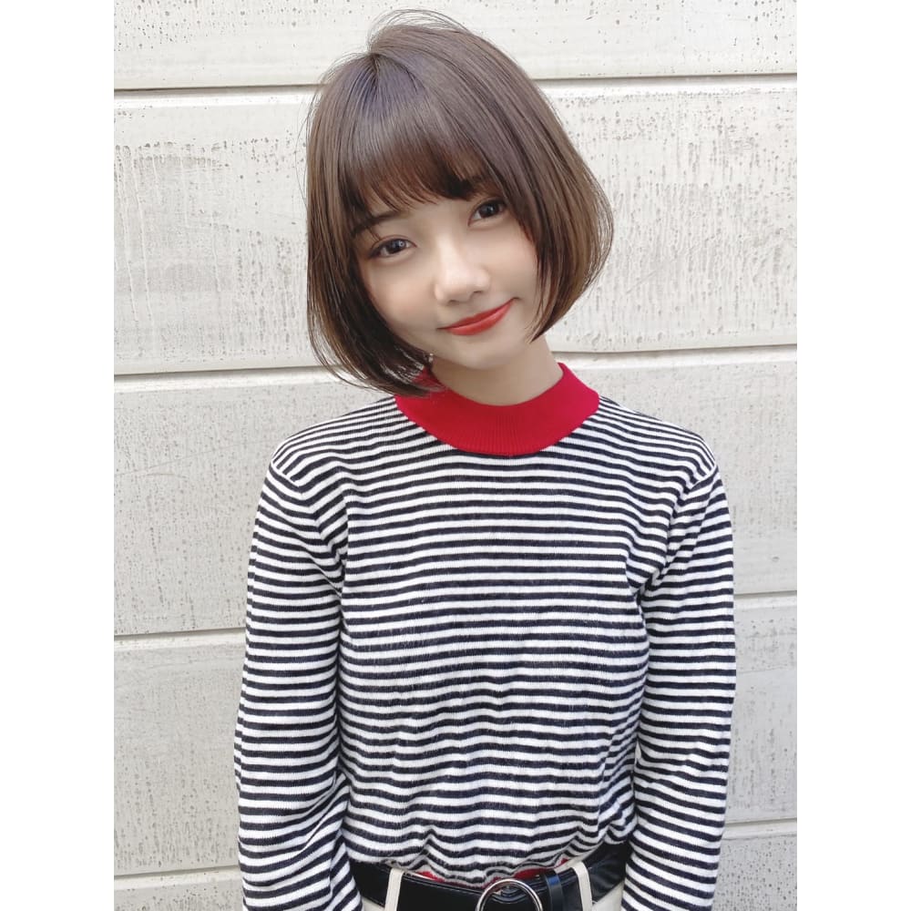 25歳からの ネイビーカラー 美髪 フレンチボブ マニッシ Stories