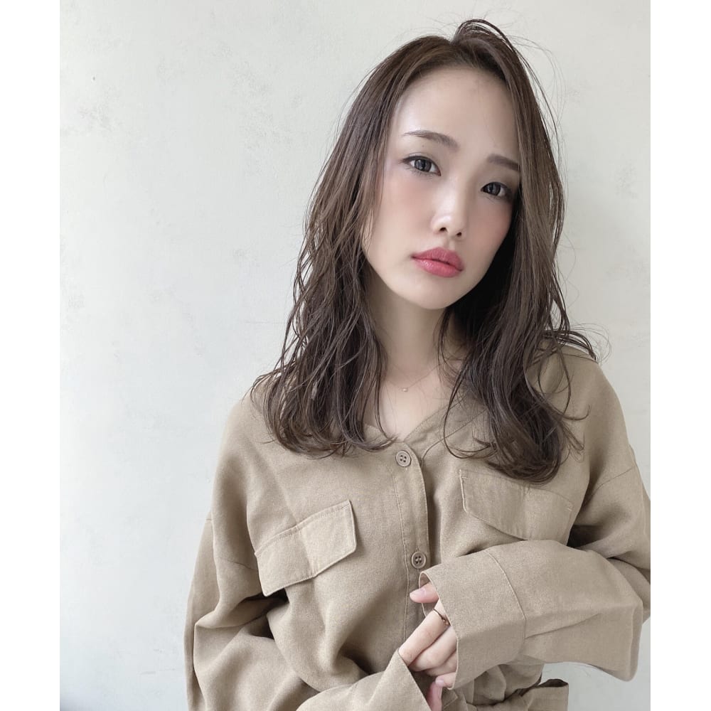 卵型面長 の方に似合う大人かわいい美髪小顔カールby橋本 Thoiry 栄 ソワリーサカエ のヘアスタイル 美容院 美容室を予約するなら楽天ビューティ