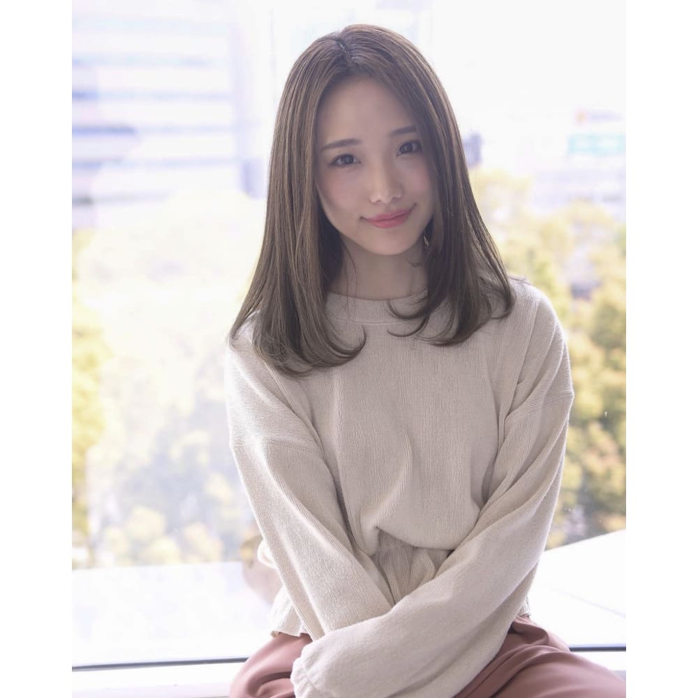 卵型面長 の方に似合う大人フェミニンロブby橋本圭司 Thoiry 栄 ソワリーサカエ のヘアスタイル 美容院 美容室を予約するなら楽天ビューティ