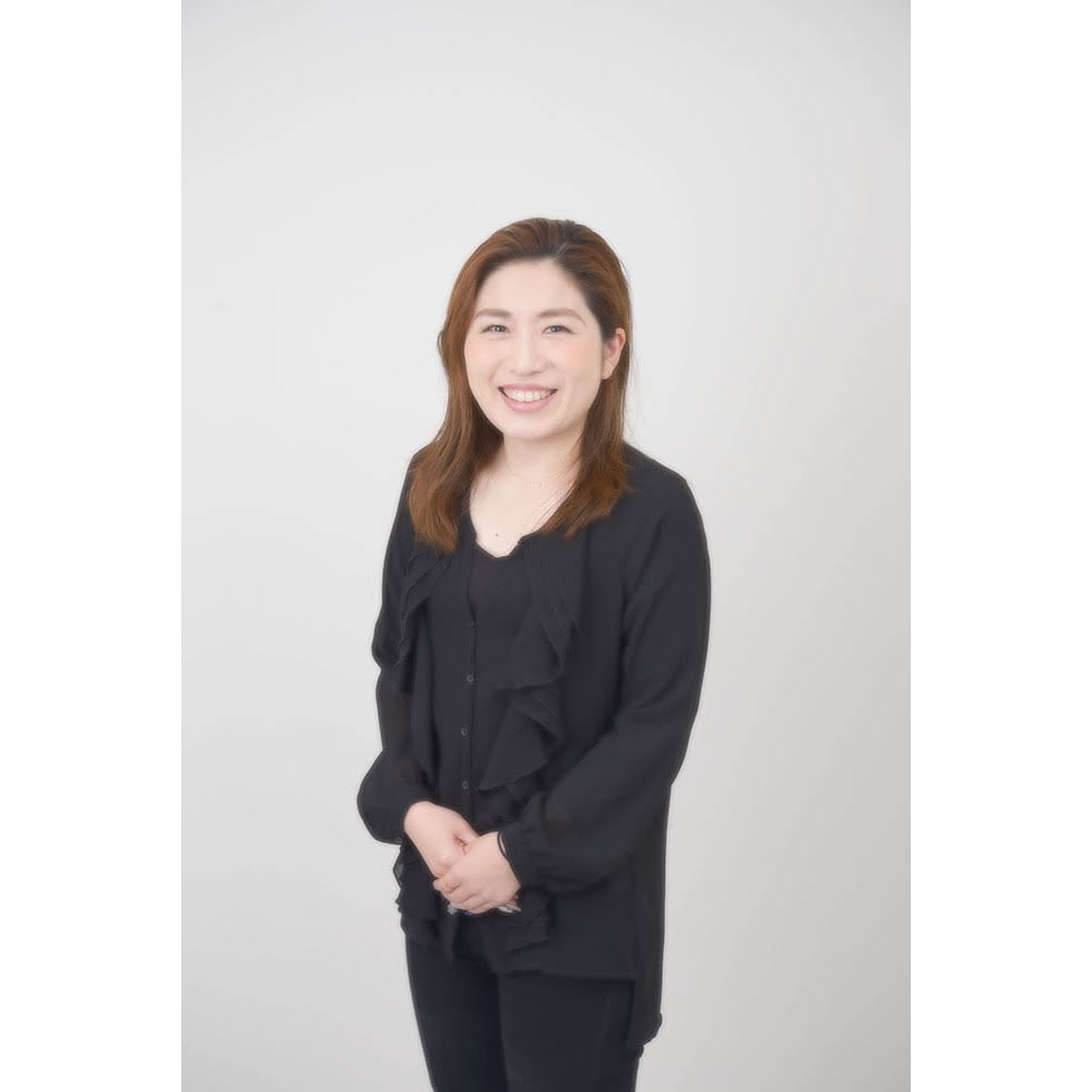 西野 真理子 Gratify Nail グラティフィー ネイル のスタッフ ネイル まつげサロンを予約するなら楽天ビューティ 西野 真理子 Gratify Nail グラティフィー ネイル のスタッフ ネイル まつげサロンを予約するなら楽天ビューティ