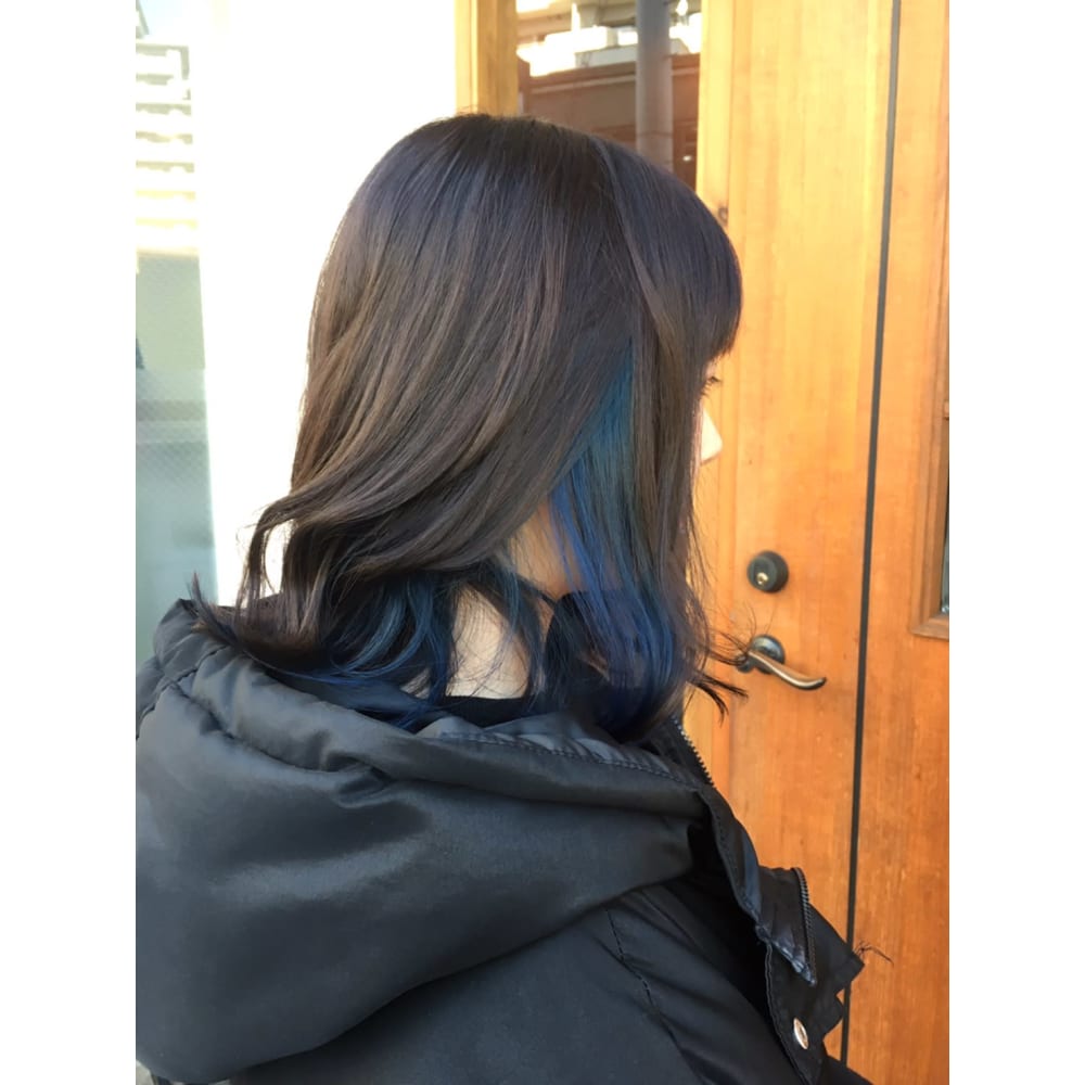 ピアスカラー サファイアブルー Gypso 旧hairsalonlaila ヘアー サロン ジプソ のヘアスタイル 美容院 美容室を予約するなら楽天ビューティ ピアスカラー サファイアブルー Gypso 旧hairsalonlaila ヘアー サロン ジプソ のヘアスタイル 美容院 美容室を予約するなら楽天ビューティ