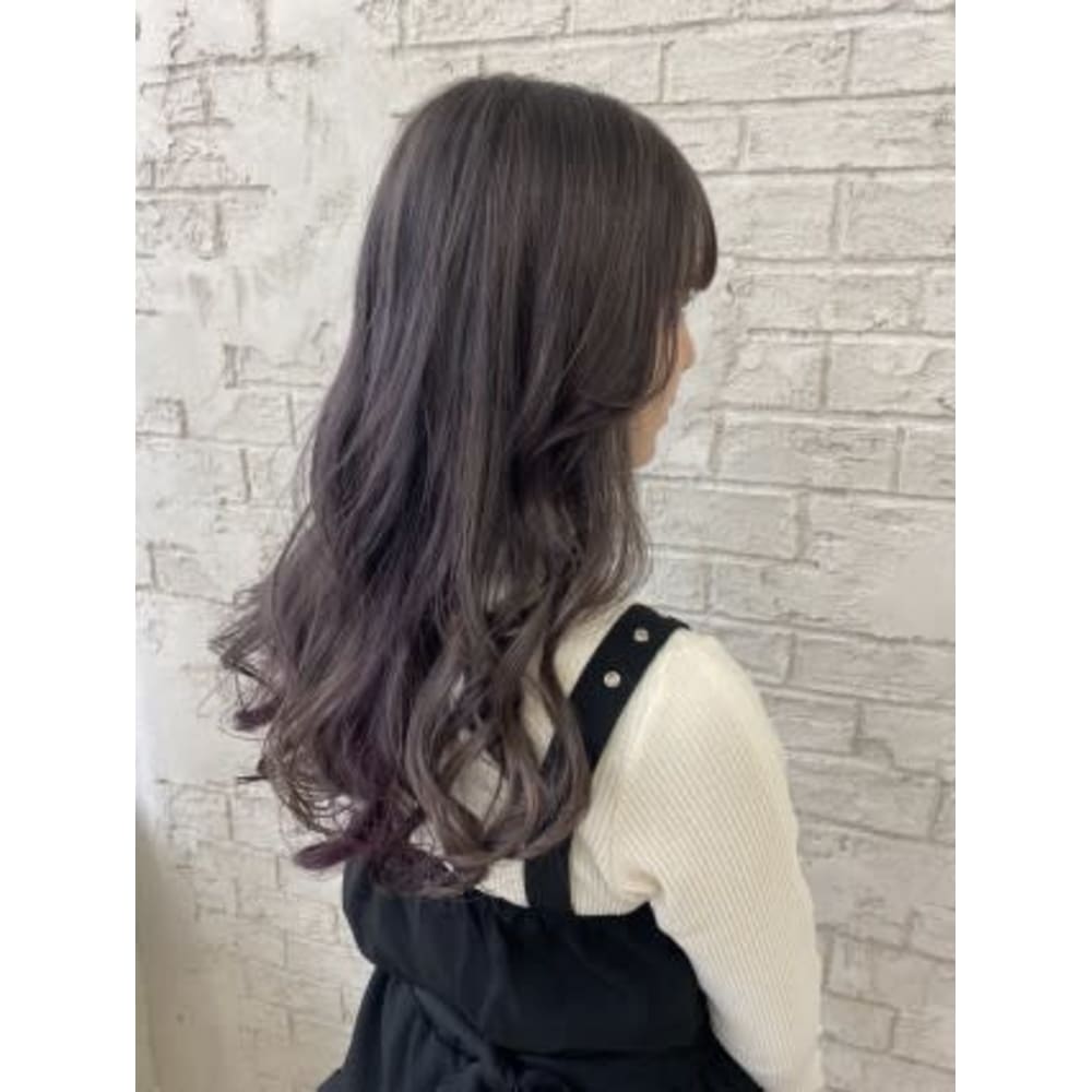 インナーカラーパープルグレーラベンダーカラー4063 Prize 池袋西口店 プライズ のヘアスタイル 美容院 美容室を予約するなら楽天ビューティ