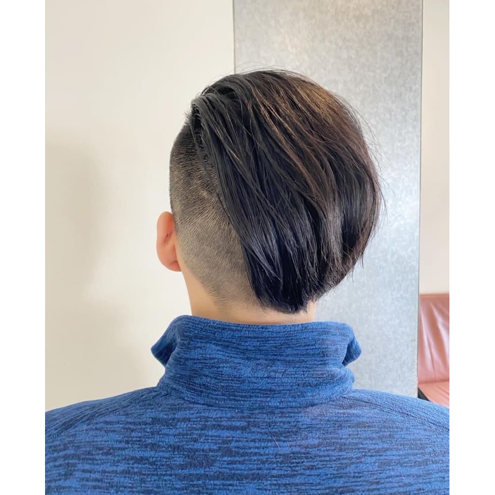 アシメ ツーブロック Pocoapoco ポコアポコ のヘアスタイル 美容院 美容室を予約するなら楽天ビューティ アシメ ツーブロック Pocoapoco ポコアポコ のヘアスタイル 美容院 美容室を予約するなら楽天ビューティ