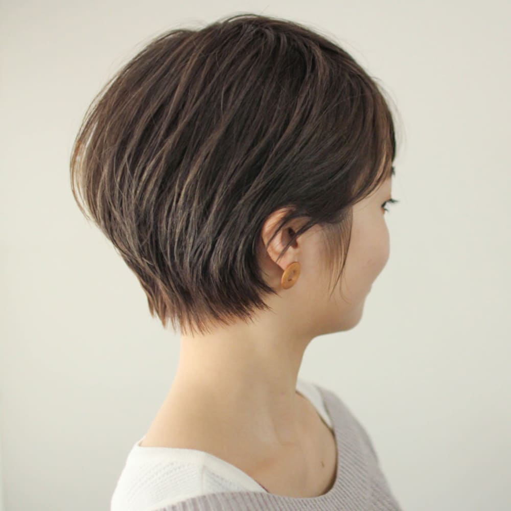 小顔に見える大人かわいい耳かけセンシュアルショート Circus By Beautrium 青山 サーカスバイビュートリアム アオヤマ のヘアスタイル 美容院 美容室を予約するなら楽天ビューティ