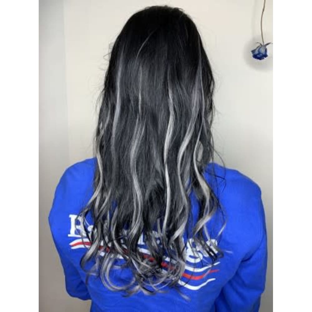 シールエクステでイメチェン Brooch ブローチ のヘアスタイル 美容院 美容室を予約するなら楽天ビューティ