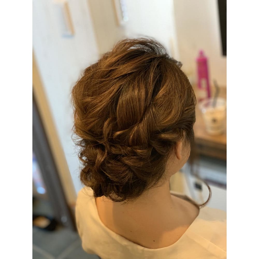 ふわふわシニヨンヘア Progress 武蔵藤沢店 プログレス ムサシフジサワテン のヘアスタイル 美容院 美容室を予約するなら楽天ビューティ ふわふわシニヨンヘア Progress 武蔵藤沢店 プログレス ムサシフジサワテン のヘアスタイル 美容院 美容室を予約するなら楽天ビューティ