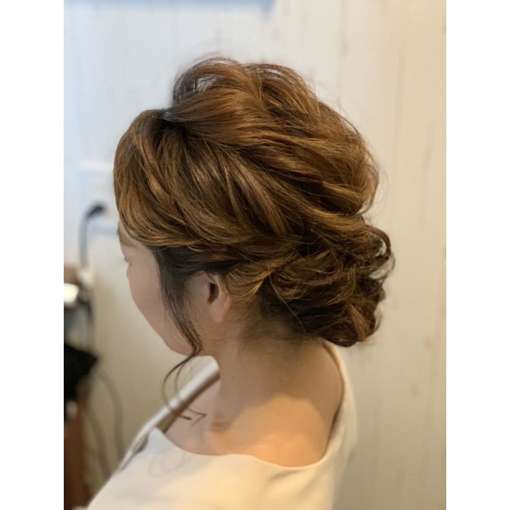 ふわふわシニヨンヘア Progress 武蔵藤沢店 プログレス ムサシフジサワテン のヘアスタイル 美容院 美容室を予約するなら楽天ビューティ ふわふわシニヨンヘア Progress 武蔵藤沢店 プログレス ムサシフジサワテン のヘアスタイル 美容院 美容室を予約するなら楽天ビューティ