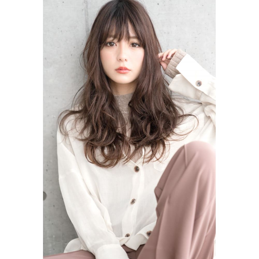ロングゆるふわカール Lily Of The Vase リリーオブザベイス のヘアスタイル 美容院 美容室を予約するなら楽天ビューティ ロングゆるふわカール Lily Of The Vase リリーオブザベイス のヘアスタイル 美容院 美容室を予約するなら楽天ビューティ
