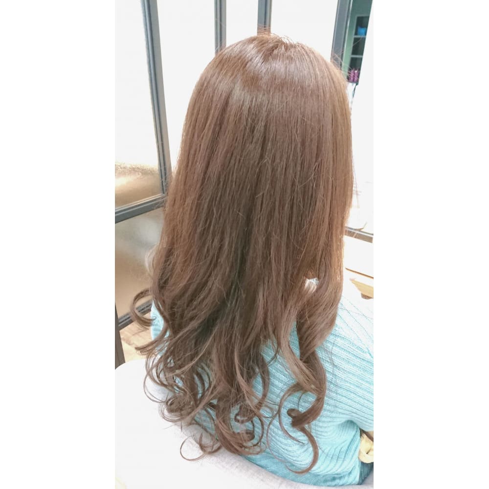 チャコールカラー Comfort By Emu International コンフォート バイ エムインターナショナル カスカベ のヘアスタイル 美容院 美容室を予約するなら楽天ビューティ