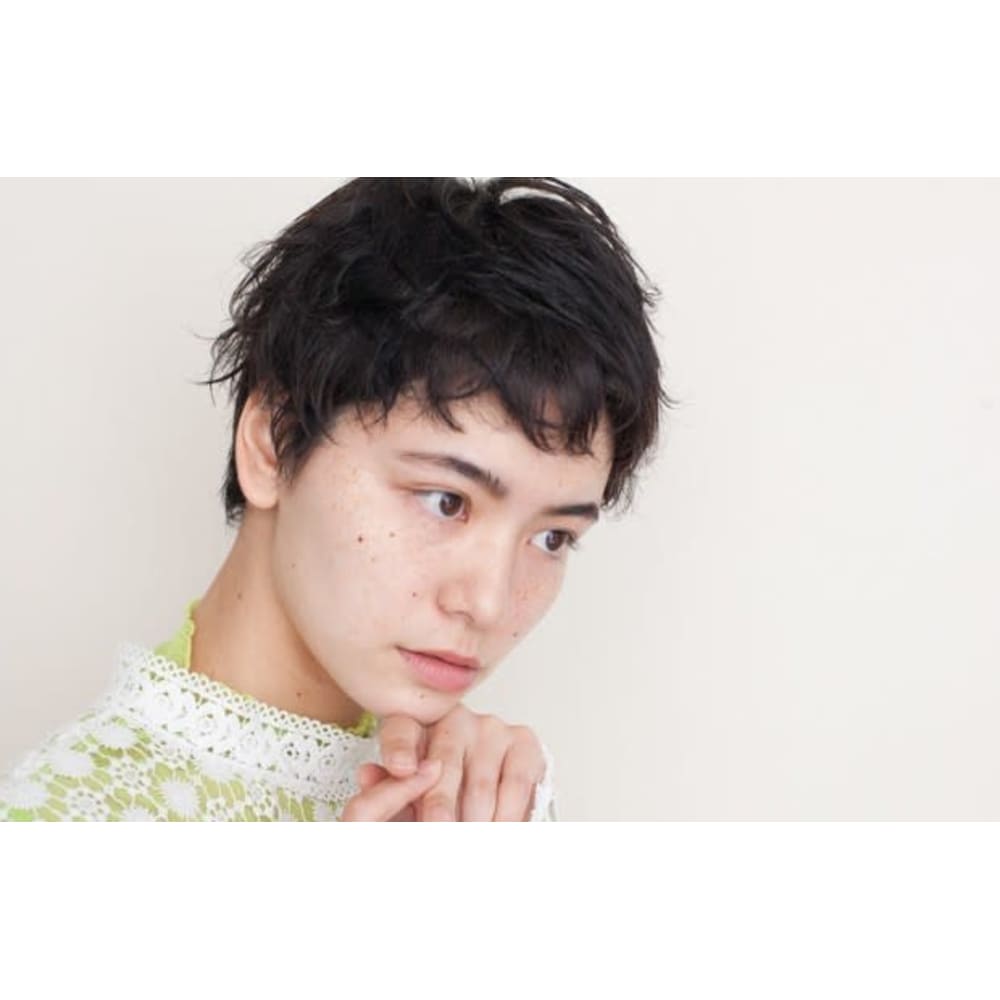 神戸 ベリーショート パーマ 黒髪 Merci メルシー のヘアスタイル 美容院 美容室を予約するなら楽天ビューティ