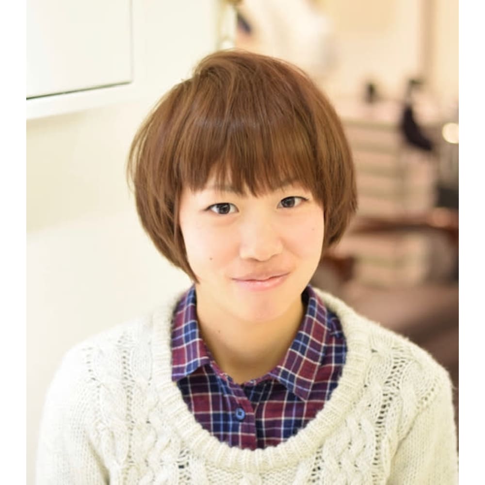 ふんわりトップのミディアムショート Hair Resort Viento ヘアリゾート ヴィエント のヘアスタイル 美容院 美容室を予約するなら楽天ビューティ