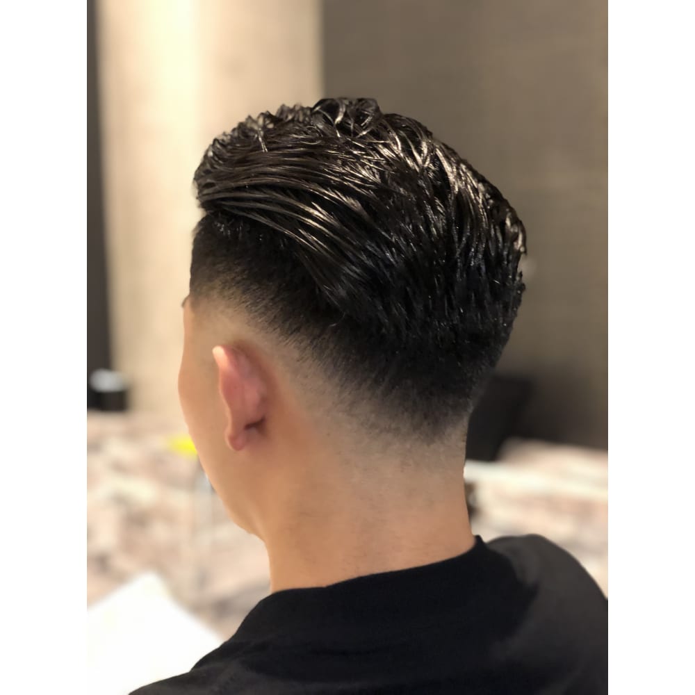 スキンフェード Bar Ber Shop Regalo バーバーショップレガロ のヘアスタイル 美容院 美容室を予約するなら楽天ビューティ スキンフェード Bar Ber Shop Regalo バーバーショップレガロ のヘアスタイル 美容院 美容室を予約するなら楽天ビューティ