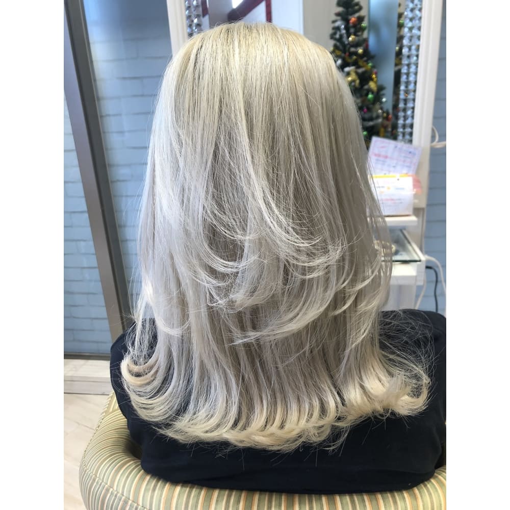 個性 ウルフカット Vis Hair Beauty 西新井店 ビス ヘアーアンドビューティー ニシアライテン のヘアスタイル 美容院 美容室を予約するなら楽天ビューティ