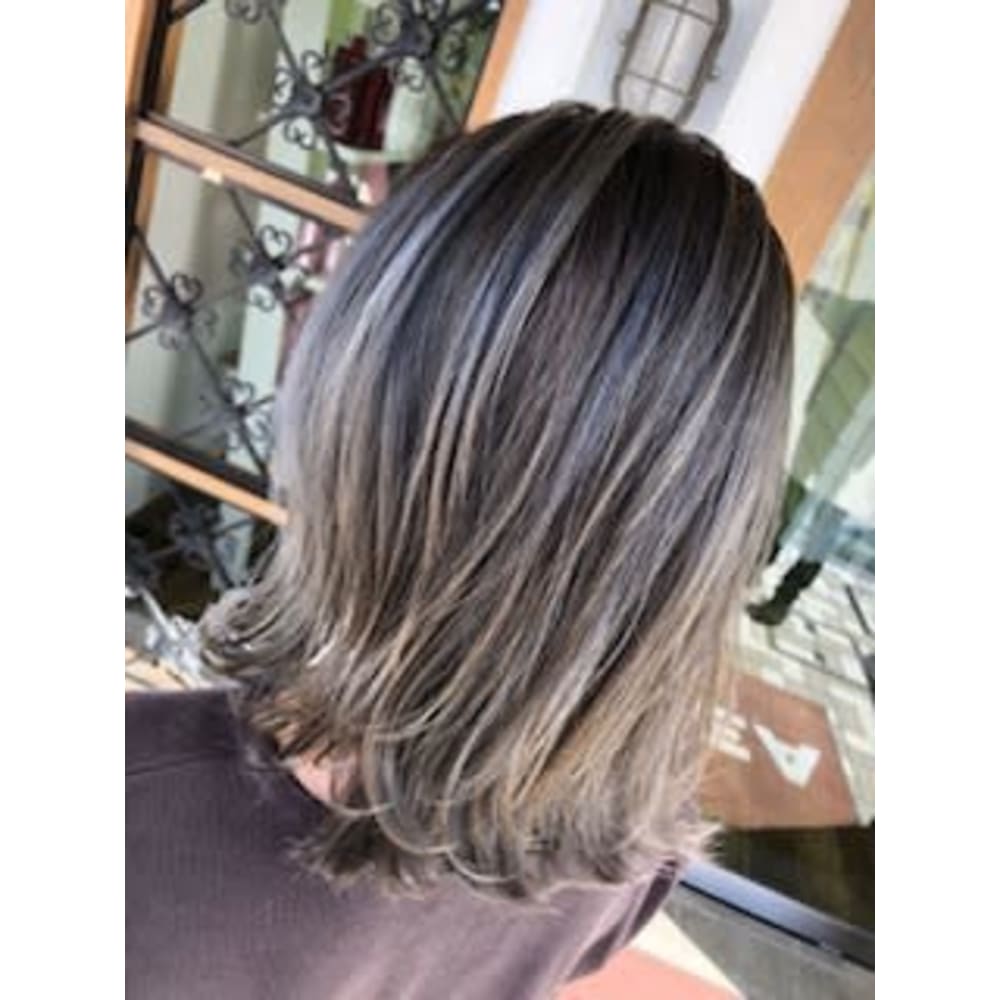 バレイヤージュ ラベンダーアッシュ Crea茅ヶ崎 クレアチガサキ のヘアスタイル 美容院 美容室を予約するなら楽天ビューティ バレイヤージュ ラベンダーアッシュ Crea茅ヶ崎 クレアチガサキ のヘアスタイル 美容院 美容室を予約するなら楽天ビューティ