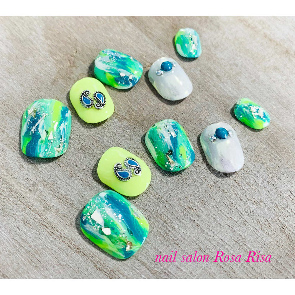 いつでも気軽につけれるあなただけのオリジナルネイルチップ作ります Nail Salon Rosa Risa ネイルサロンロザリサ のこだわり特集 ネイル まつげサロンを予約するなら楽天ビューティ