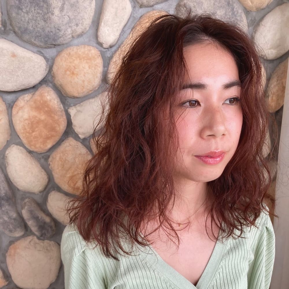 大人のウェービーヘア Beautrium 七里ヶ浜 ビュートリアム のヘアスタイル 美容院 美容室を予約するなら楽天ビューティ 大人のウェービーヘア Beautrium 七里ヶ浜 ビュートリアム のヘアスタイル 美容院 美容室を予約するなら楽天ビューティ