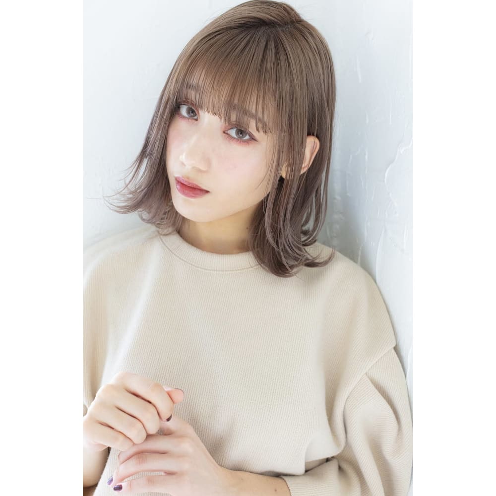 ミルクティグレージュボブ外国人風カラーハイトーンカラー代 Prize 池袋西口店 プライズ のヘアスタイル 美容院 美容室を予約するなら楽天ビューティ